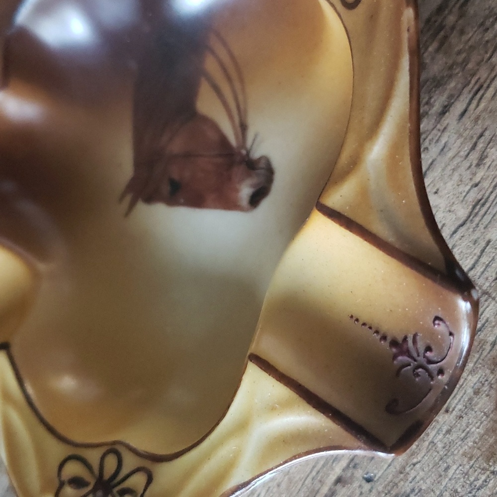 Vintage Nippon Ashtray, hand pained, horse, western - Picture 2 of 10